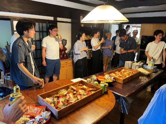 食事会